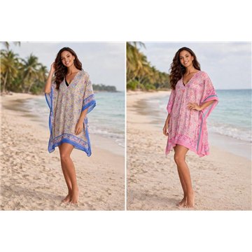 Poncho 100% Polyester, acabado sedoso. Cuello en forma de V.  Talla  única - 2 colores