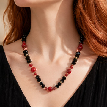 Collier cristal taillé avec agate assortie. 45 cm env.