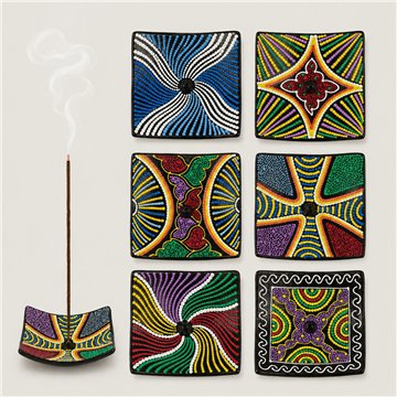 Modèle porte encens carré en terre cuite : 12cm points couleurs assorties