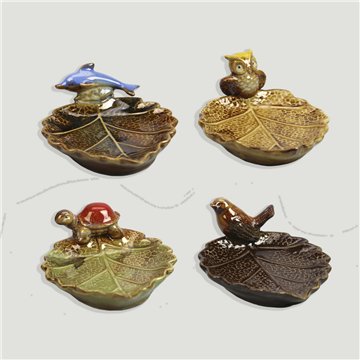 Ceramic animal leaf. Assorted models 11x14x6,5cm