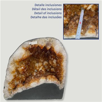 Cathédrale de Citrine. Qualité A. 32,15kgs. 35x34x23cm env.