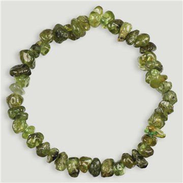 Stretch chip bracelet. Peridot.
