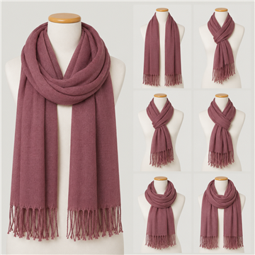 Pashmina. 07. 100% Poliéster. 68x172cm. Color: Púrpura. Modelo: Esperanza
