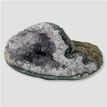 Amatista Geoda. Calidad AA. 7x14x6cm aprox.