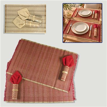 Set de 2 sets de table + serviettes. 41x32cm