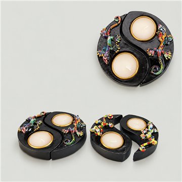 Gecko resin double round candle holder. 12x12x3cm.