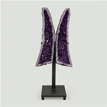 Pieza única. Geoda Amatista. Pie Metal.105kgs. 183x73cm. aprox
