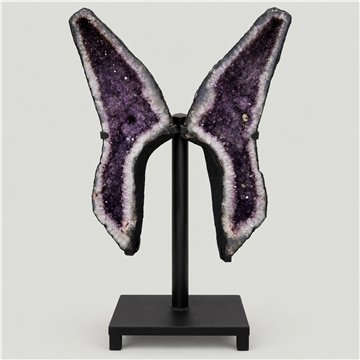Pieza única. Geoda Amatista. Pie Metal.79kgs. 138x80cm. aprox
