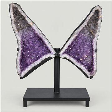 Pieza única. Geoda Amatista. Pie Metal.71kgs. 103x84cm. aprox