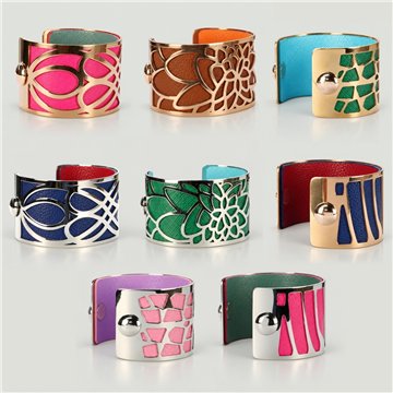 Pulseira prateada/dourada. 40mm. Couro cores sortidas